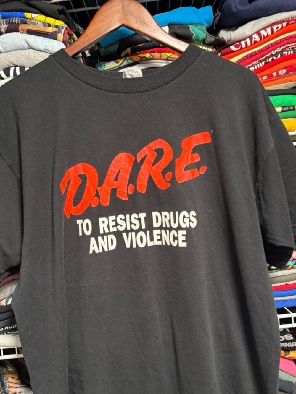 Vintage DARE to resist drugs and violence t shirt black